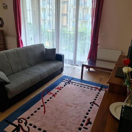 Comfortable Apartment! 布拉格 外观 照片